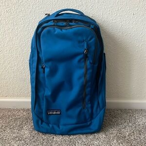Patagonia MLC Rolling Backpack Mint Condition